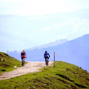 Descenso en bicicleta desde la Sierra de Ibio a Suances