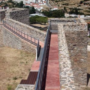 Recinto fortificado del castillo de Aracena