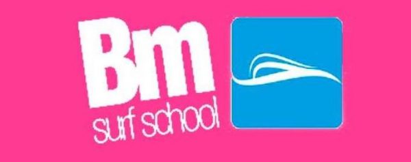 Logotipo de BM Surf School en Laredo