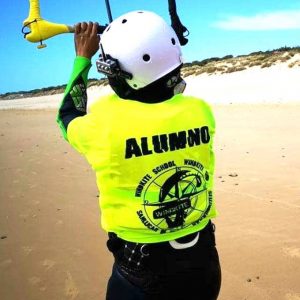 Kitesurf niños en Sanlúcar de Barrameda