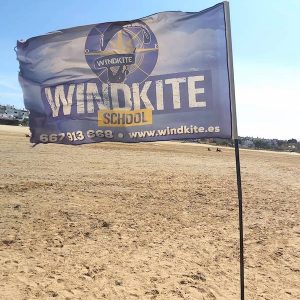 Kitesurf niños en Sanlúcar de Barrameda