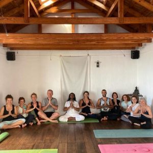 YOGA EN EL HIERRO