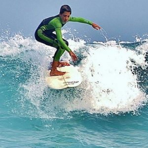 CLASES DE SURF EN MUNDAKA