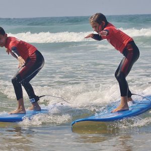CLASES DE SURF EN MUNDAKA