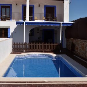 Casa rural en Azuel