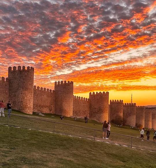 Vista en febrero de las murallas de Ávila