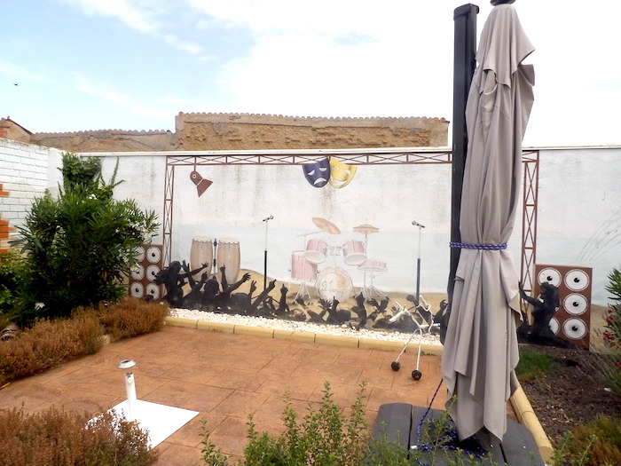 Pintura mural en el hotel Jaraiz de Don Marcia